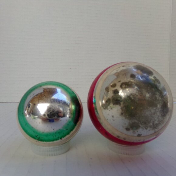 Vintage Lot of 2 Shiny Brite Striped Round Ball Christmas Ornaments Silver Green - Picture 5 of 14